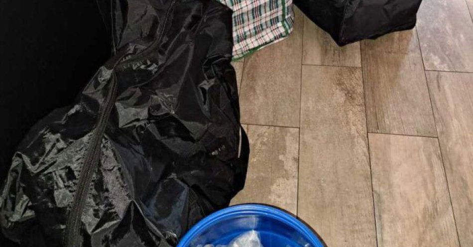 zdjęcie: Policja zabezpieczyła 20 kg narkotyków o wartości 2 mln zł / fot. KPP w Kozienicach