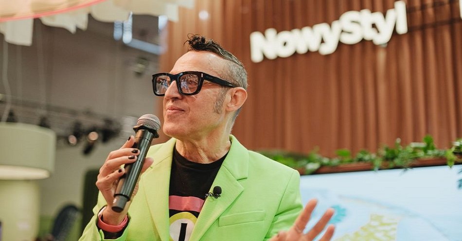 zdjęcie: Nowy Styl i Kusch+Co - sukces podczas Targów Orgatec w Niemczech. Karim Rashid - rola designu w budowaniu relacji / fot. nadesłane