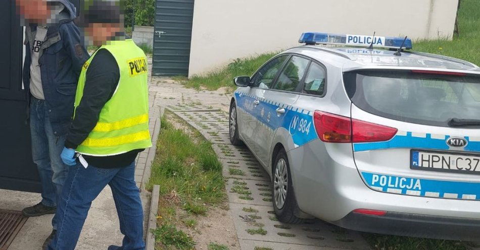 zdjęcie: Ukradli materiały z budowanej linii kolejowej. Policjanci z Damnicy zatrzymali 3 mężczyzn i odzyskali skradzione przedmioty. / fot. KMP w Słupsku