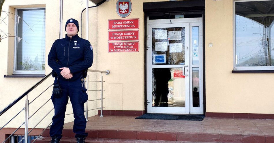 zdjęcie: Głosuj na sierżanta Oskara Smolarczyka w plebiscycie / fot. KMP w Piotrkowie Trybunalskim