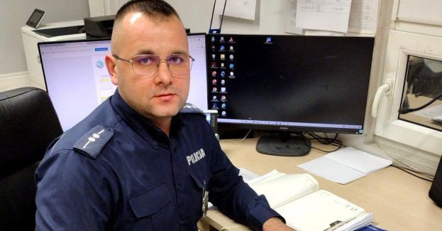 Policjant z Koronowa pomógł niepełnosprawnemu mężczyźnie będącemu w kryzysie bezdomności