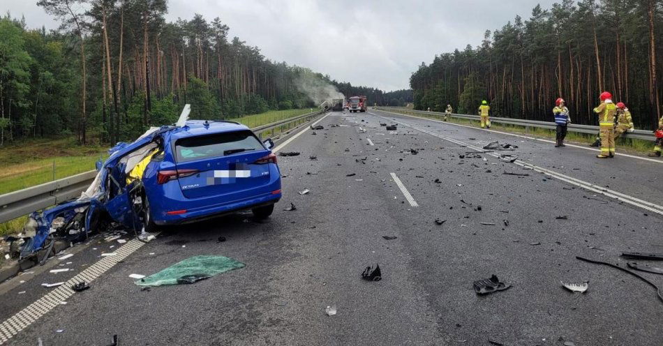 zdjęcie: Śmiertelny wypadek pod Bełchatowem / fot. KPP w Bełchatowie