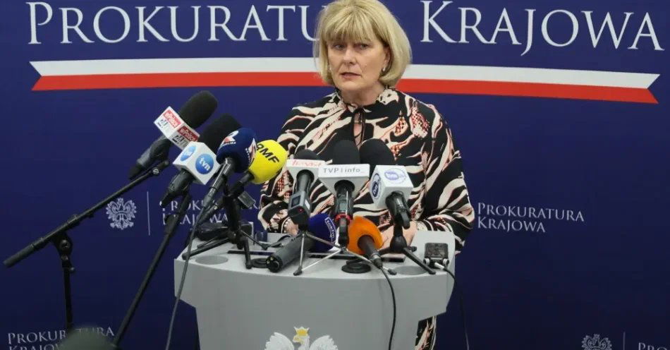 zdjęcie: Katowice: troje podejrzanych w sprawie Zondacrypto zostało tymczasowo aresztowanych / Warszawa, 03.09.2026. Rzecznik prasowy Prokuratora Generalnego, prokurator Anna Adamiak podczas konferencji prasowej w siedzibie Prokuratury Krajowej w Warszawie, 3 bm. Briefing dot. zakończenia czynności w śląskim wydziale PZ PK ws. Zondacrypto. (aldg) PAP/Leszek Szymański
