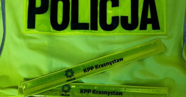 Policja przypomina: odblaski ratują życie pieszym