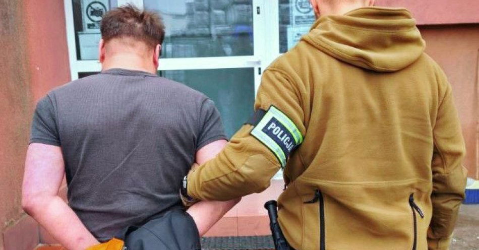 zdjęcie: Mieszkaniec Skierniewic aresztowany po znalezieniu 97 g amfetaminy / fot. KMP w Skierniewicach