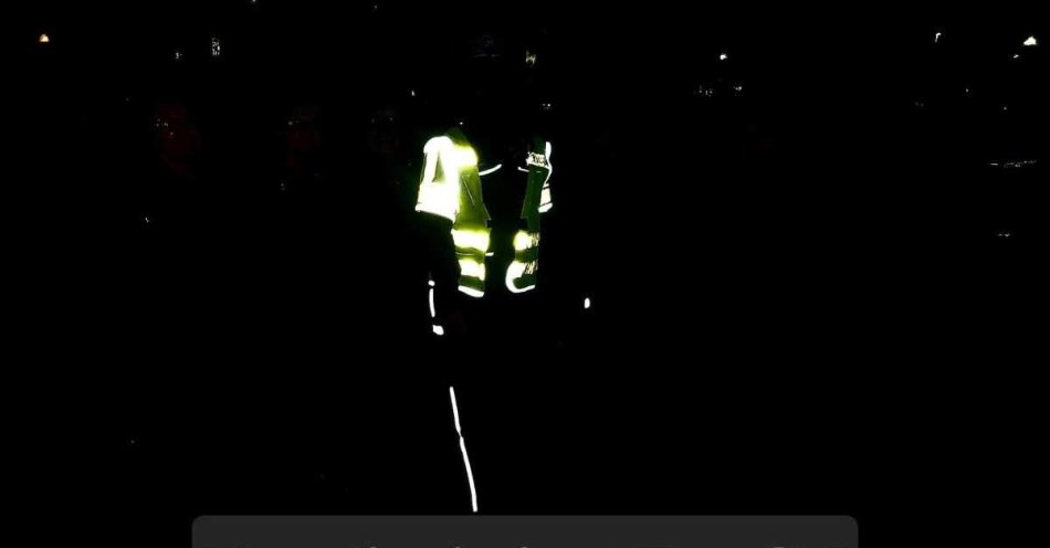 zdjęcie: Seniorzy z Domu Kultury uczą się jak odblaski ratują życie / fot. KMP w Legnicy