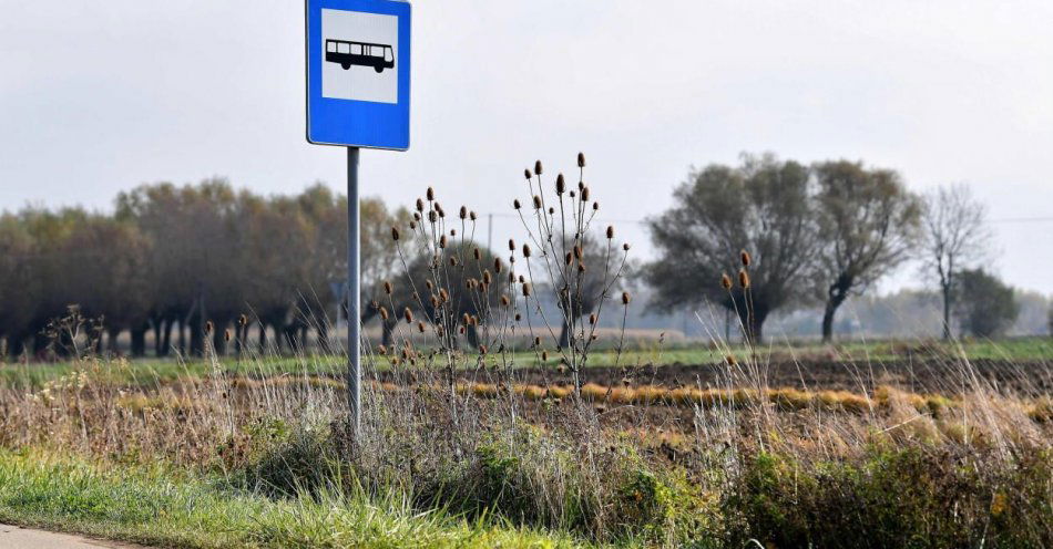 zdjęcie: Rząd przyjął projekt zwiększający roczną pulę dofinansowania linii autobusowych do 1 mld zł / fot. PAP