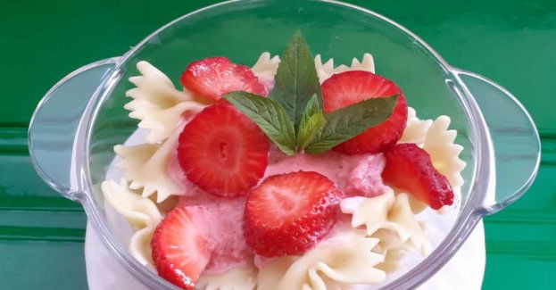 Truskawkowe kokardki smakiem dzieciństwa