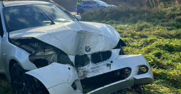 Mając ponad 2,5 promila uderzył BMW w drzewo