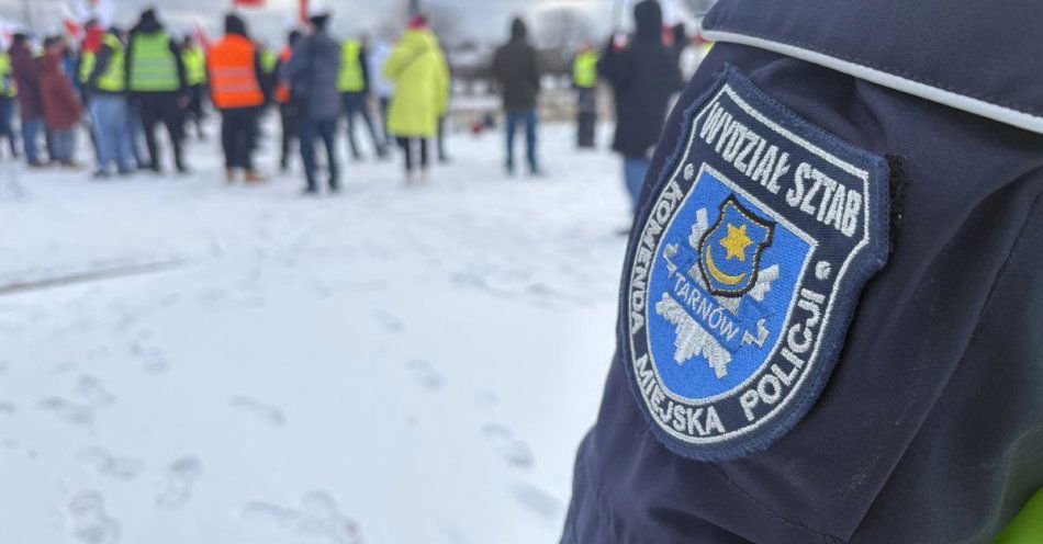 zdjęcie: Spokój podczas protestu rolników w powiecie tarnowskim / fot. KMP w Tarnowie