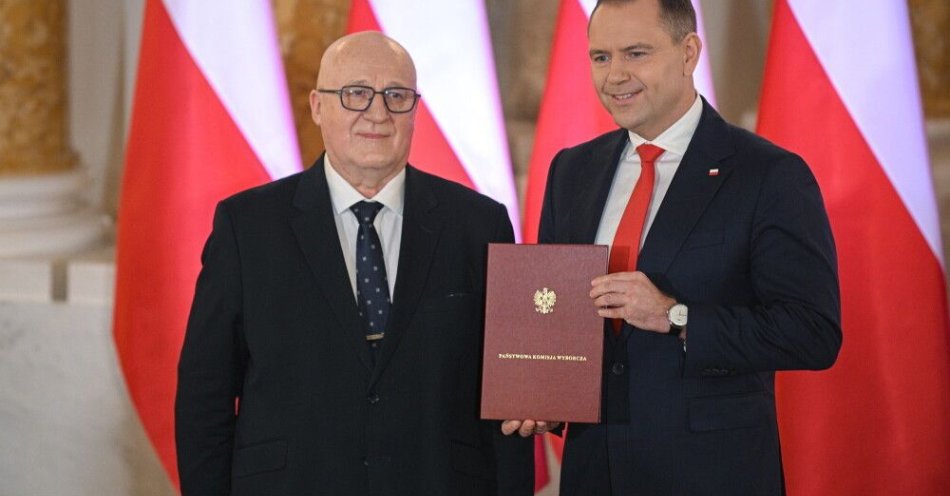 zdjęcie: Karol Nawrocki odebrał uchwałę PKW o wyborze na urząd prezydenta RP / fot. PAP