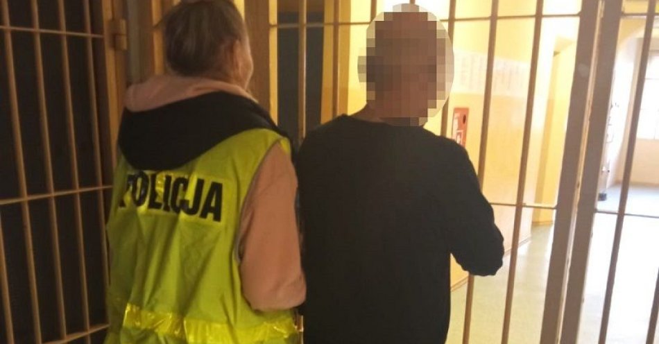 zdjęcie: Zatrzymany na gorącym uczynku usiłowania kradzieży z włamaniem do garaży. Apelujemy o zgłaszanie się osób pokrzywdzonych przestępstwem / fot. KPP w Lęborku