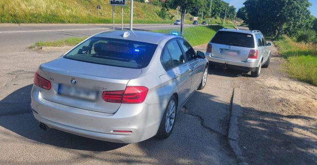 Alkohol, ucieczka, poszukiwania, fałszywe prawo jazdy i zakaz prowadzenia pojazdów