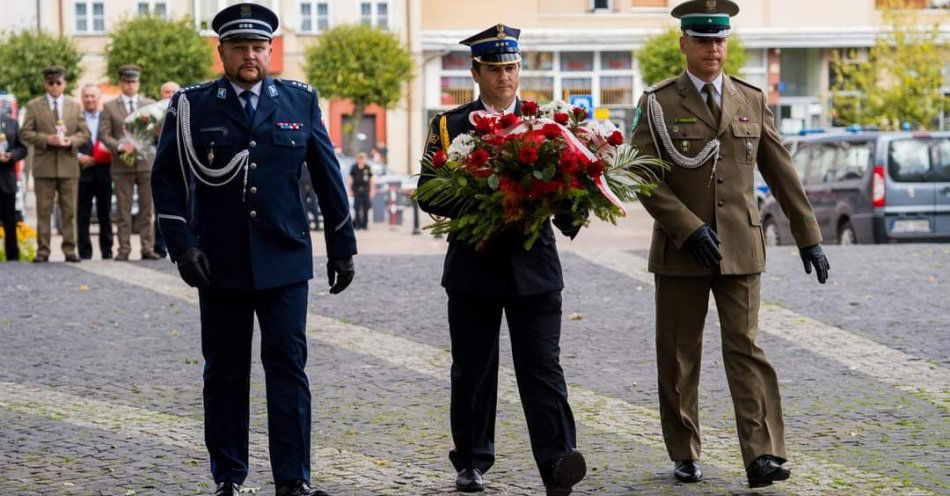 zdjęcie: Komendant Powiatowy Policji w Gołdapi wziął udział w uroczystych obchodach 84 rocznicy wybuchu II wojny światowej / fot. KPP w Gołdapi