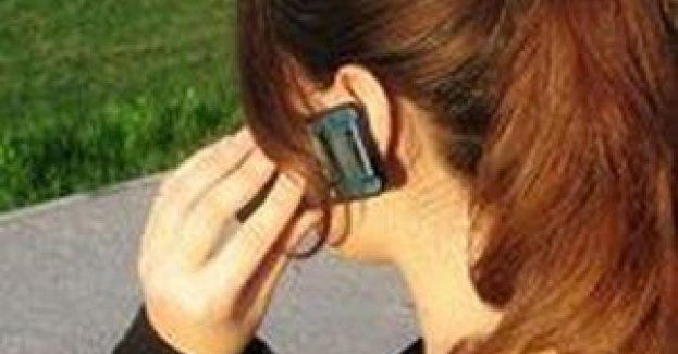 Złotoryjanka straciła około 40 tysięcy złotych. Oszust nakłonił ją do zainstalowania aplikacji umożliwiającej zdalny dostęp do telefonu komórkowego