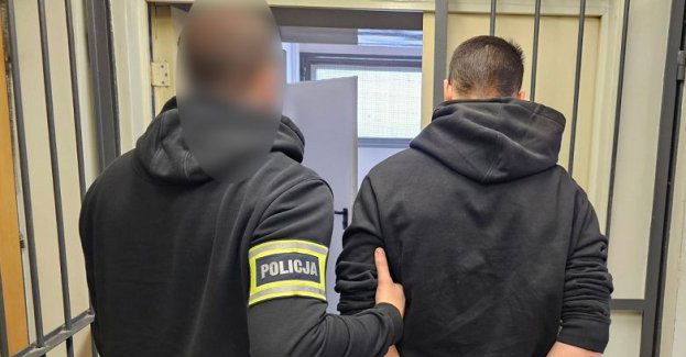 Oszust wypłacał pieniądze z bankomatów - został zatrzymany przez łódzkich policjantów