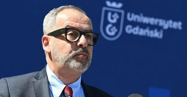 Prof. Stepnowski: zmiany demograficzne nie są dla uczelni zaskoczeniem