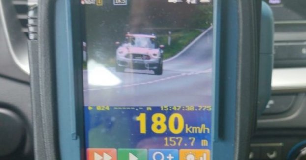 Pędził z prędkością 180 km/h. Nie miał uprawnień