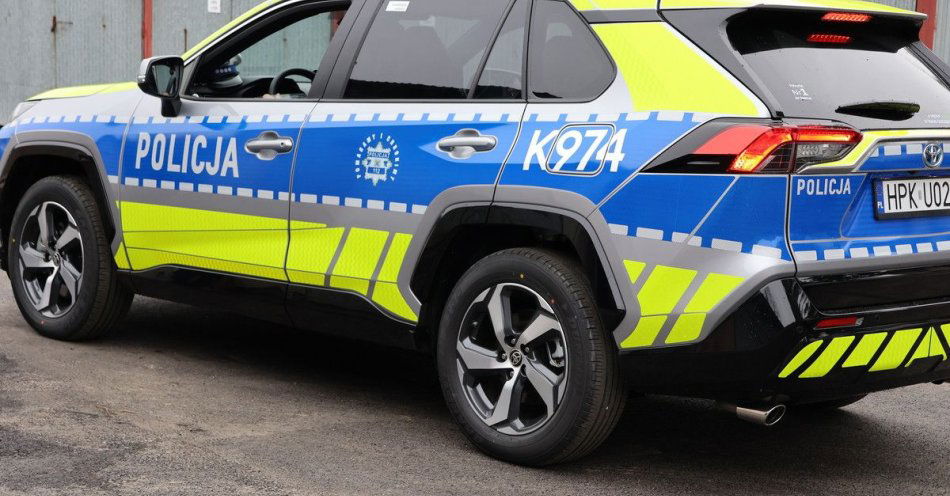 zdjęcie: Policjant w czasie wolnym zatrzymał złodzieja w sklepie / fot. KPP w Ustrzykach Dolnych