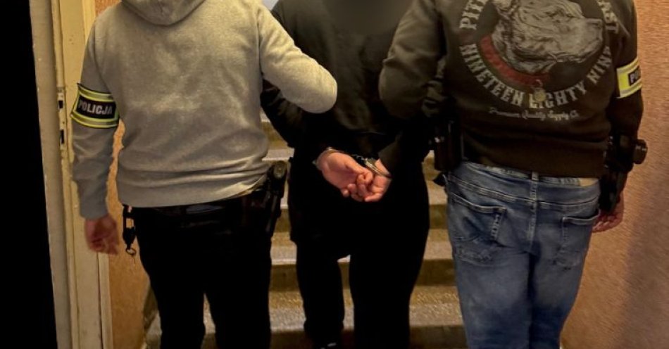 zdjęcie: Kryminalni zatrzymali mężczyznę z dużą ilością narkotyków / fot. KPP Czarnków Kryminalni zatrzymali 44-latka z narkotykami