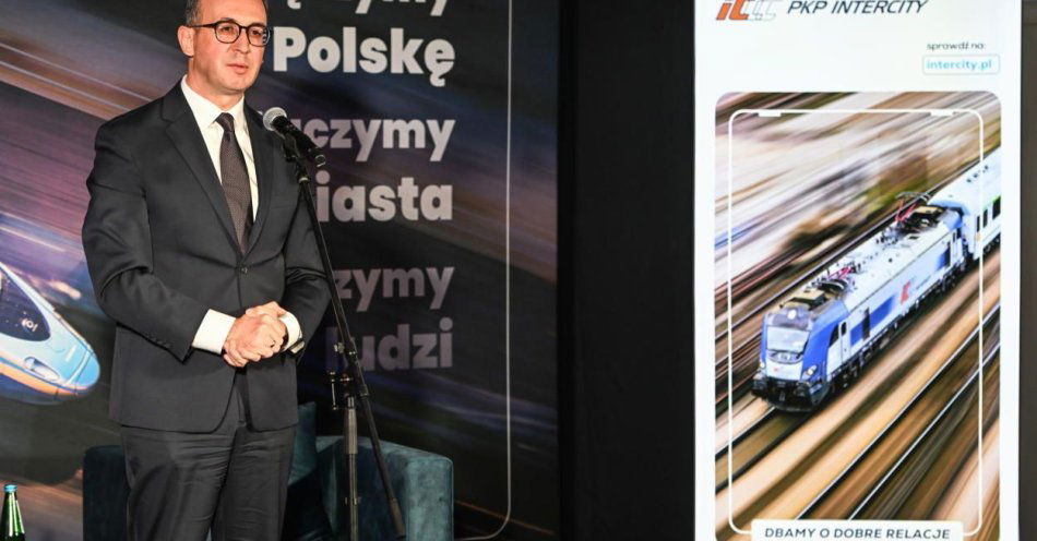 zdjęcie: W nowym rozkładzie jazdy liczba połączeń PKP Intercity wzrośnie do 505 / fot. PAP