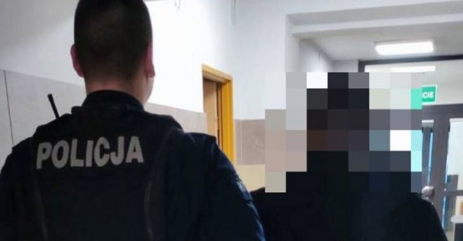 zdjęcie: Groził byłej partnerce, a także poprzebijał opony w jej aucie. Teraz ma zakaz zbliżania się i kontaktowania z nią / fot. KMP w Jeleniej Górze