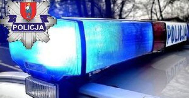 Nietrzeźwa 36-latka wjechała volkswagenem w śniegową zaspę