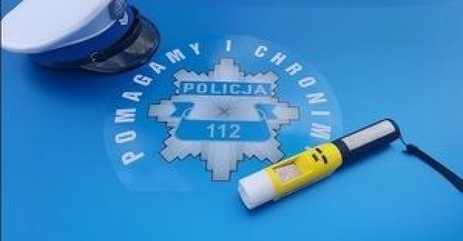 zdjęcie: Obywatelskie zgłoszenie i czujność policjantów pozwoliły na zatrzymanie nietrzeźwego kierowcy / fot. KPP Włodawa