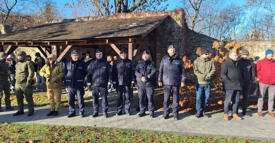 zdjęcie: Alert MCI 2025 w Sanoku ćwiczenia służb w zamku / fot. KPP w Sanoku