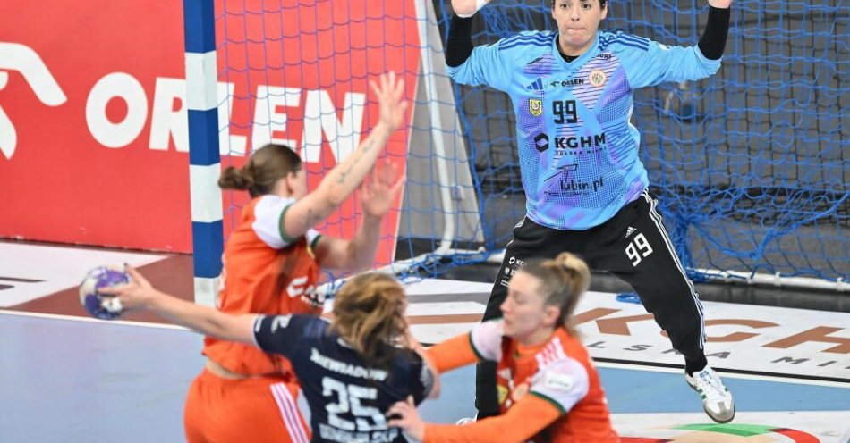 zdjęcie: Ekstraklasa piłkarek ręcznych - Zagłębie Lubin mistrzem Polski / fot. PAP