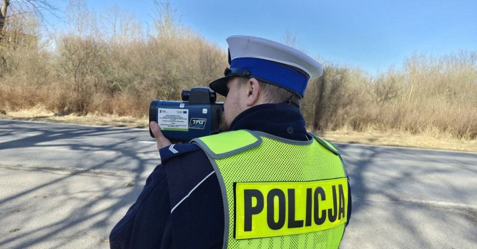 zdjęcie: Jechał 140 km/h w terenie zabudowanym i stracił prawo jazdy / fot. KPP w Kołobrzegu