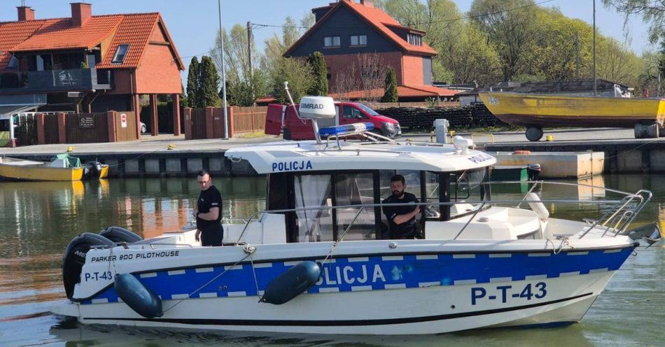 zdjęcie: Policyjne patrole na wodach / fot. KPP w Braniewie