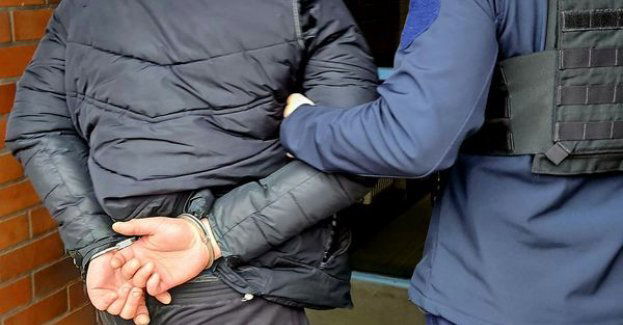 Bez powodu zaatakowali 52-latka i odpowiedzą za to przed sądem