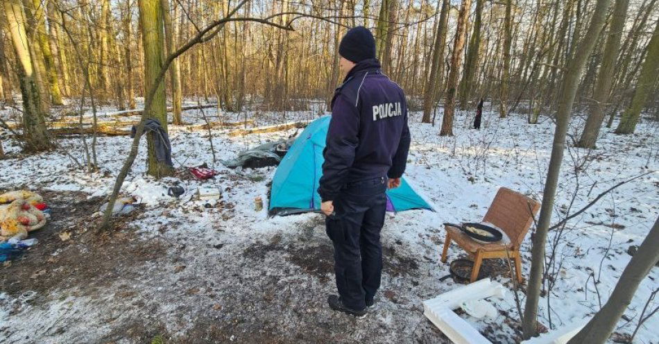 zdjęcie: Działania Zima w Miliczu. Policja pomaga osobom bezdomnym / fot. KPP w Miliczu