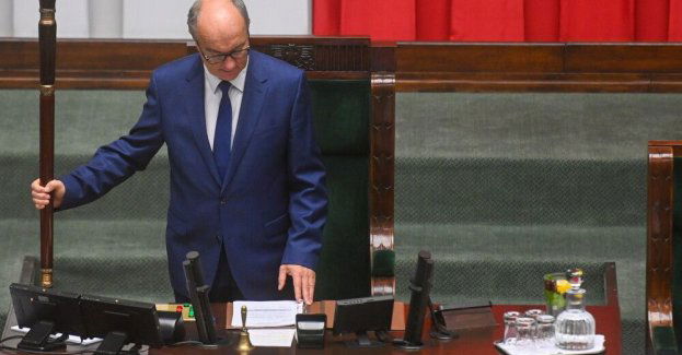 Czarzasty: nie wstydzę się Okrągłego Stołu; przenieśmy go do Sejmu