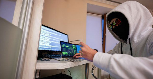 54-latek oszukany przez youtubera; na zakupie mieszkania w Albanii stracił 210 tys. zł