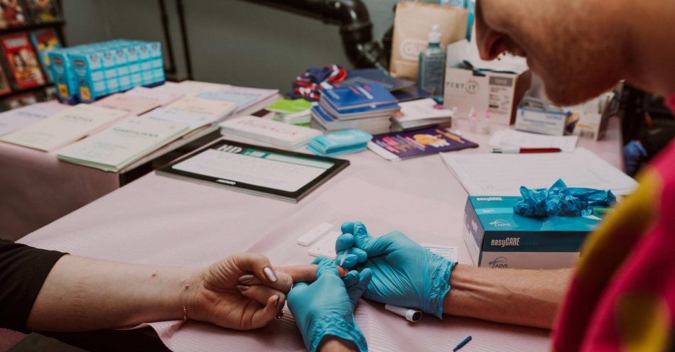 zdjęcie: Rusza akcja testowania  na HIV w klubach i na festiwalach / fot. nadesłane