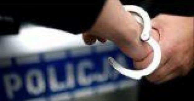 Dzielnicowi zatrzymali trzech poszukiwanych