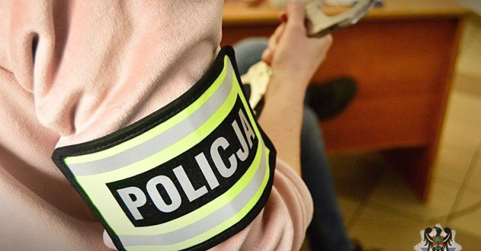 zdjęcie: Trzech poszukiwanych trafi za kraty więzienia. Jeden z nich posłużył się dokumentem tożsamości swojego brata / fot. KMP w Wałbrzychu