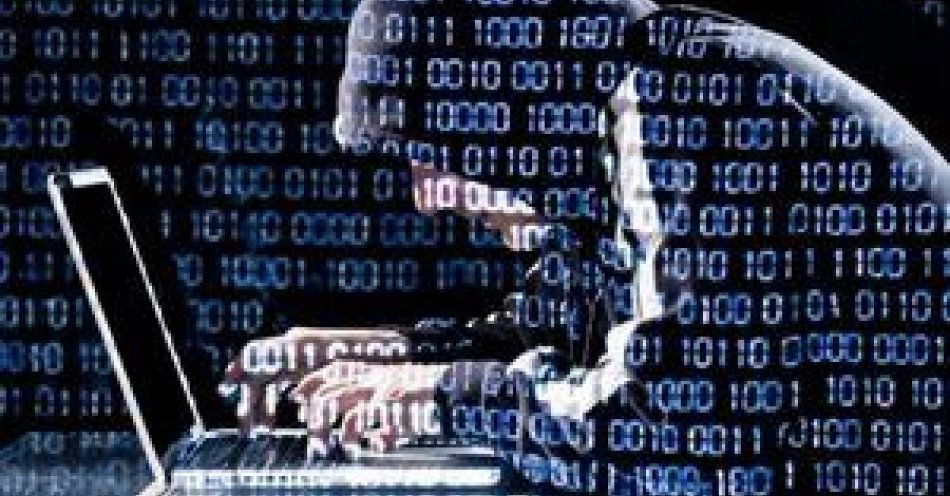 zdjęcie: KMP Poznań - Stalker zatrzymany przez policjantów. Grozi mu nawet 8 lat pozbawienia wolności / fot. KMP w Poznaniu