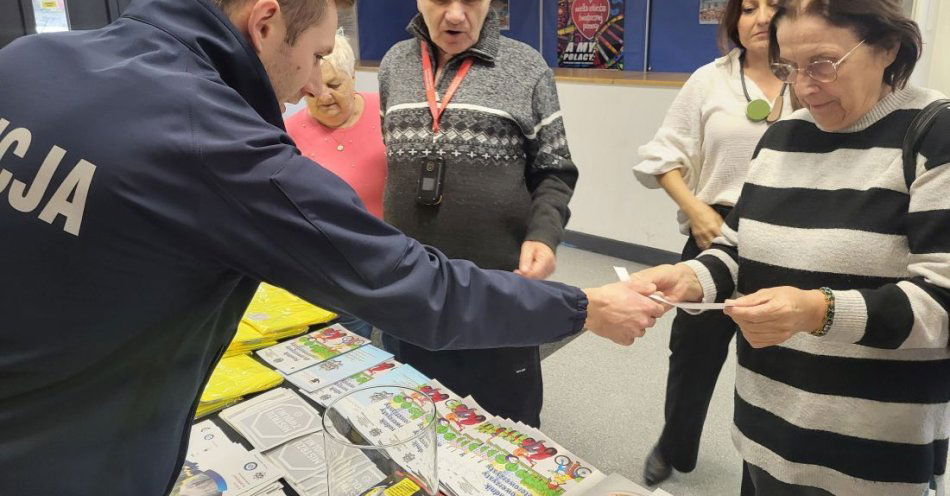 zdjęcie: Seniorzy bezpieczni na drogach Zwycięzcy konkursu w Inowrocławiu / fot. KPP Inowrocław