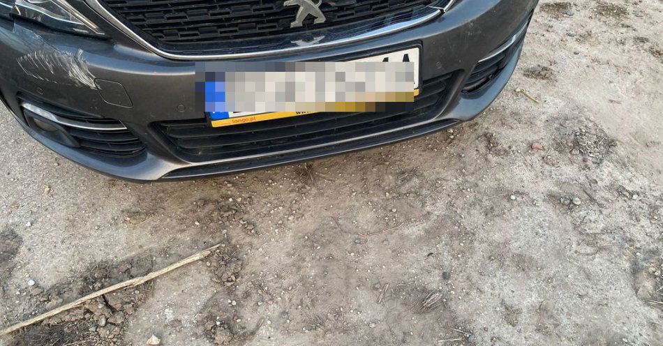 zdjęcie: Dwunastolatek spowodował kolizję ładowarką rolniczą / fot. KPP Bielsk Podlaski