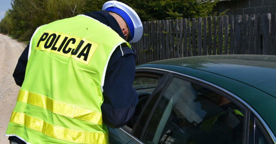 zdjęcie: Jeden przyjechał po materiały budowlane, drugi do bankomatu - obaj byli nietrzeźwi / fot. KPP Puławy