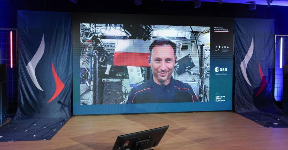 zdjęcie: Powrót polskiego astronauty na Ziemię rozpocznie się w poniedziałek / fot. PAP