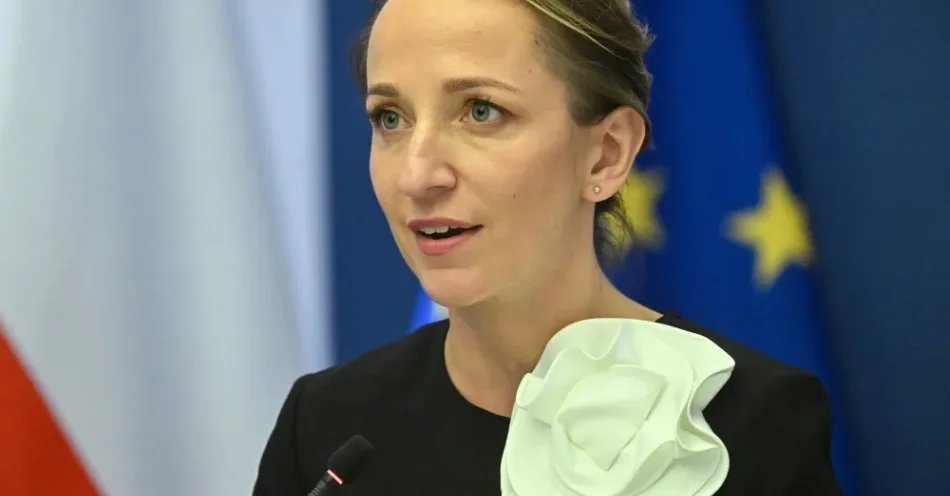zdjęcie: Rzecznik Praw Obywatelskich chce regulacji dotyczących zarodków samotnych kobiet / Warszawa, 29.07.2026. Sylwia Gregorczyk-Abram podczas konferencji prasowej z okazji objęcia przez nią urzędu Rzecznika Praw Obywatelskich, w Biurze RPO w Warszawie, 29 bm. (ad) PAP/Piotr Nowak