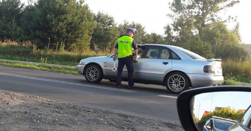 zdjęcie: Po majówce policjanci sprawdzali stan trzeźwości kierowców / fot. KPP Aleksandrów