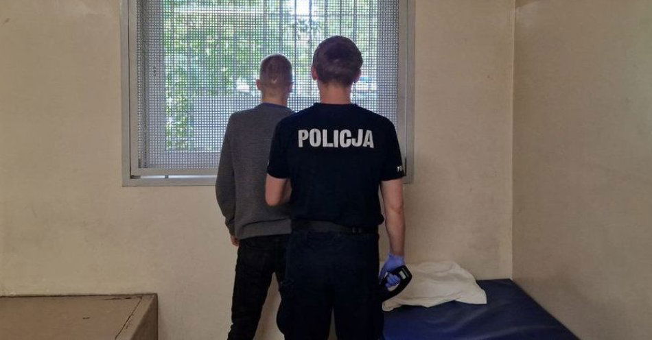 zdjęcie: Amator luksusowych „wonności” z zarzutami / fot. KPP w Pabianicach