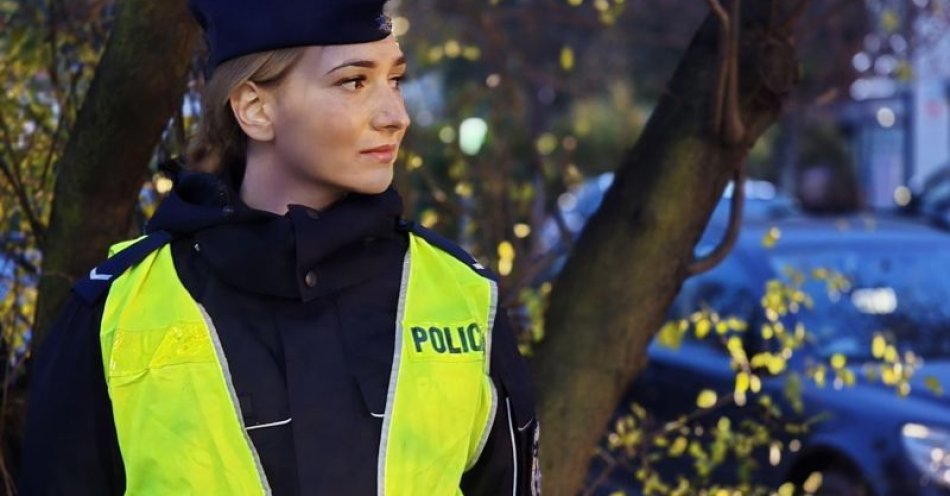 zdjęcie: Policja na straży przy cmentarzach w Głogowie / fot. KPP w Głogowie