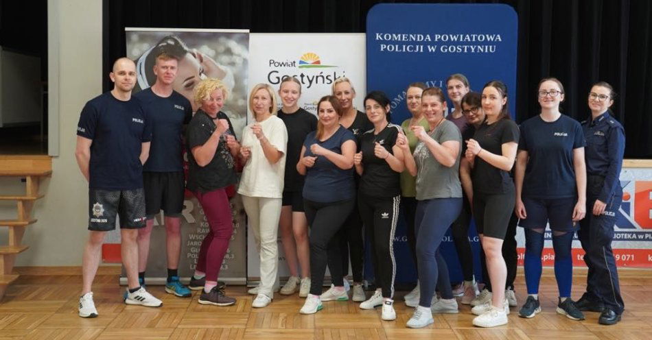 zdjęcie: Inauguracja cyklu kursów samoobrony za nami ! / fot. KPP Gostyń