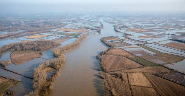 Skala pomocy rządu po powodzi była największa w historii